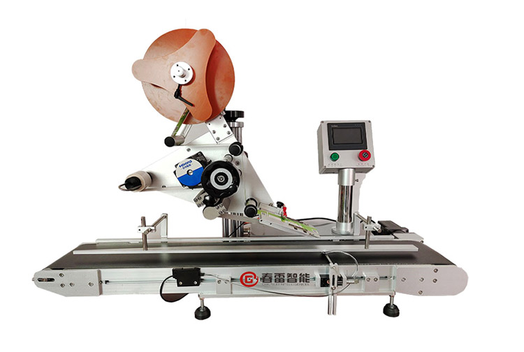 Ali je namizni popolnoma avtomatski ploski etiketirni stroj vreden nakupa? Popolna analiza prednosti in slabosti!